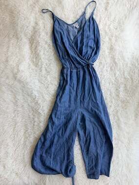 A New Day Womens Sleeveless V-Neck Denim Chambray Cropped Jumpsuit